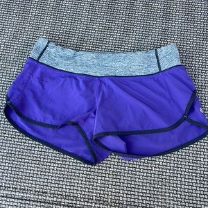 Lululemon Speed Shorts 2.5”, Size 6